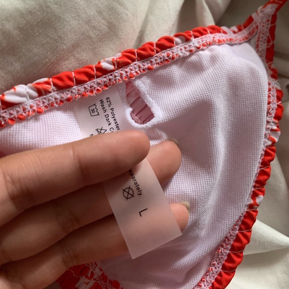 Shein two piece bathing suit - Picture 3 of 4